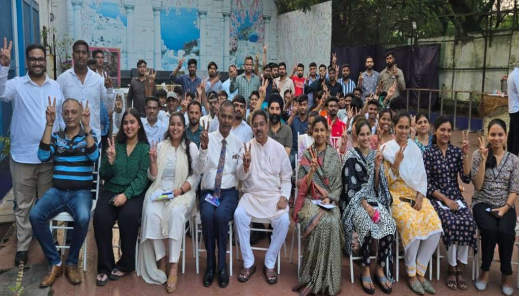 Volunteers Rally Behind Ramesh Bagwe