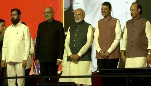 Devendra Fadnavis Takes Oath as Maharashtra's 21st Chief Minister; Shinde and Pawar as Deputies
