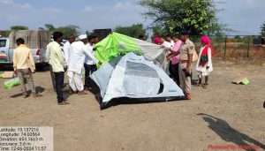 Distribution of 400 solar lamps and tents through Junnar Forest Department