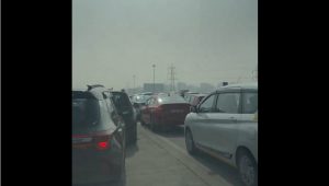 Mumbai Pune Expressway traffic jam Khalapur