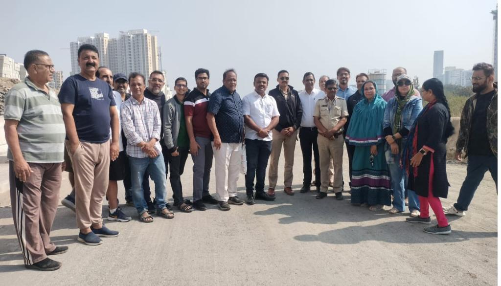 NIBM Annexe Residents Protest Against Stray Dog Menace