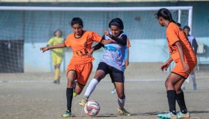 Pune eves enter final
