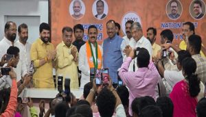 5 former corporators of Shiv Sena join BJP