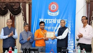 General Manager’s Safety Award for 12 Staff of Central Railway