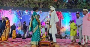 Maharashtra Witnesses First Community Wedding for Transgender Couples in Pune