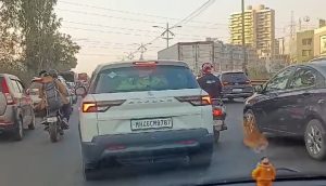 Massive Traffic Gridlock on Mumbai-Bengaluru Highway