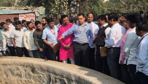 Pune Municipal Commissioner Inspects Suburbs Amid GBS Outbreak Concerns