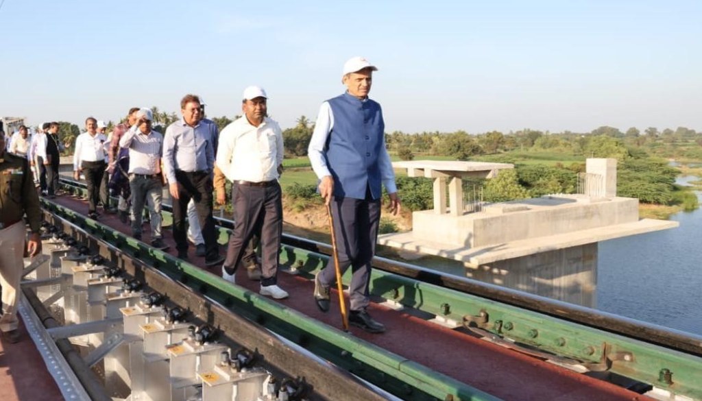 Safety Checks Mark Central Railway GM's Inspection of Pune Section