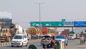 Traffic Block on Mumbai-Pune Expressway for Bridge Work