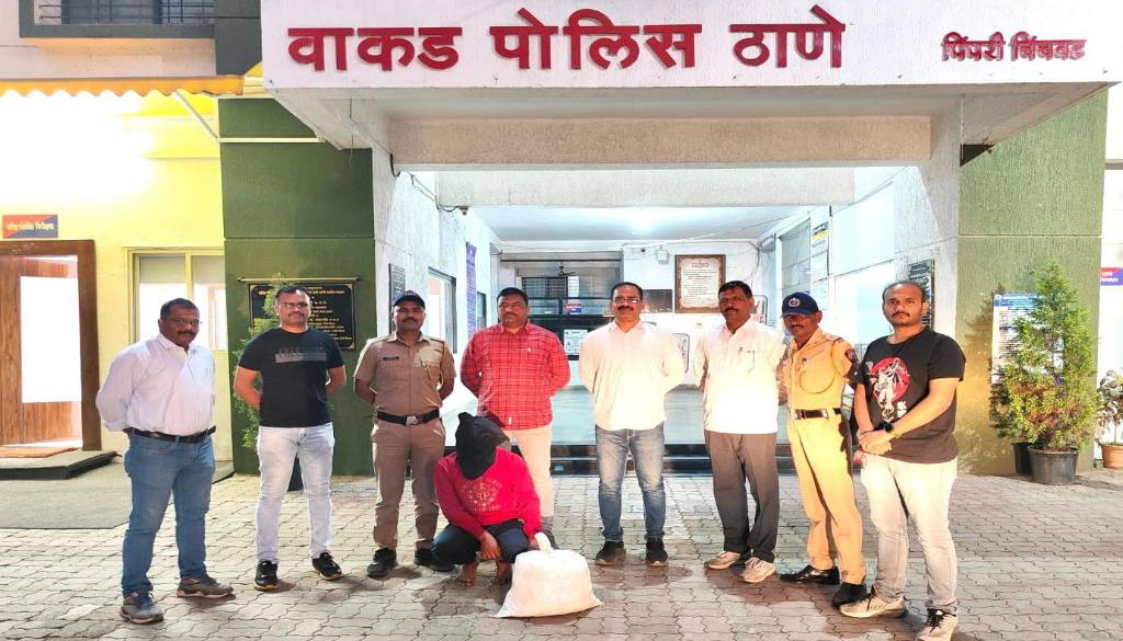 Wakad Paan Shop Owner Arrested for Selling Ganja