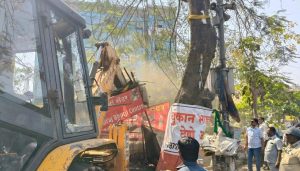 Action Against Illegal Food Stalls In Swargate Following Shocking Incident Of Shivshahi Bus Rape Case