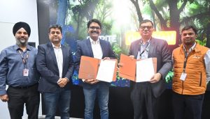 L-R Jaswinder Singh