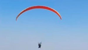 Panchgani Student Takes Paragliding Route