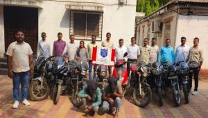 Faraskhana Police and Crime Branch Bust Two-Wheeler Theft Gang