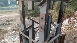 Illegal Hoarding Reinstalled In Pune Despite Removal