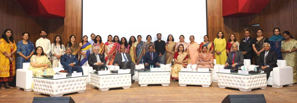 Prize distribution Bharati vidyapeeth new law college