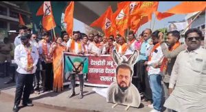 Shiv Sena Protests Against Abu Azmi’s Statement
