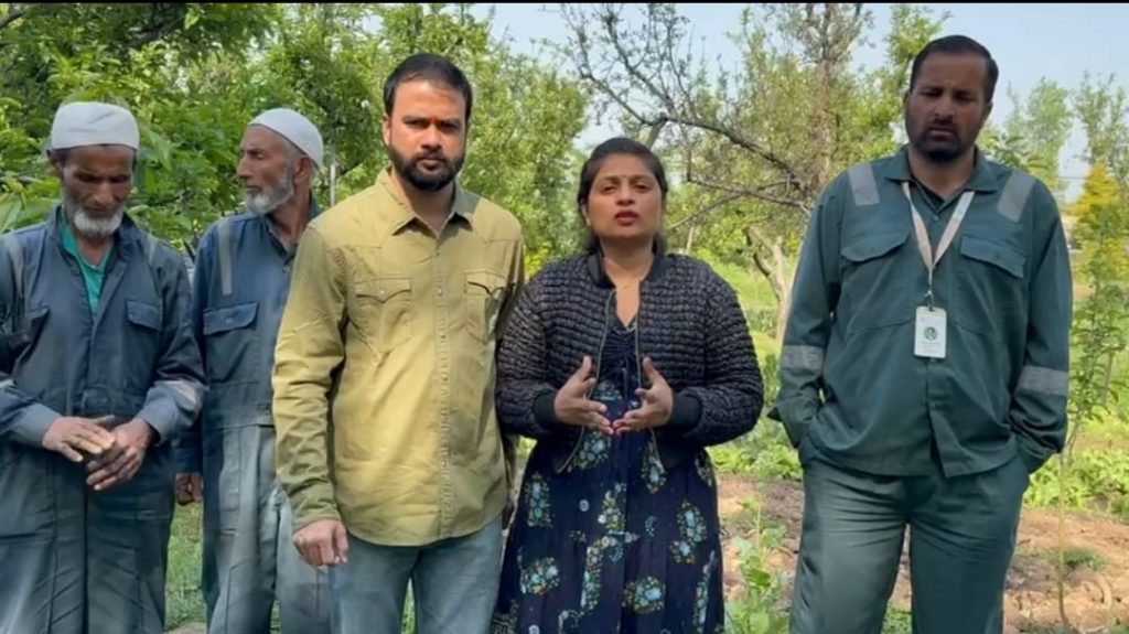 Pune Couple in Srinagar Urges Support for Fellow Tourists After Pahalgam Attack