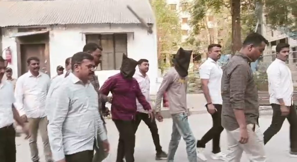 Two Arrested for Snatching Women's Jewellery
