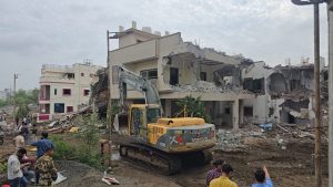 Bungalows demolished in chikhali