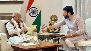 MP Murlidhar Mohol and Manohar Lal Khattar