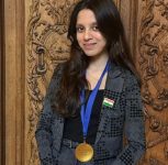 Pune Teen Saesha Goyal Shines on Global Stage, Becomes Runner-Up at International Public Speaking Contest in London