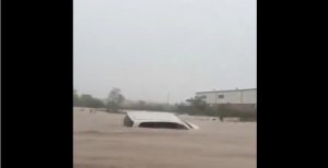 innova swept away on solapur highway flooding