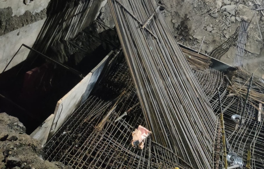 metro framework collapses