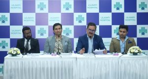L-R - Monish Bhatia (Lawyer), Prashant Mehta, Permanent Trustee Param Bir Singh, Exec Director, and Mohit Mathur Trustee of Lilavati Hospital and Research Centre at the Press Conference Today
