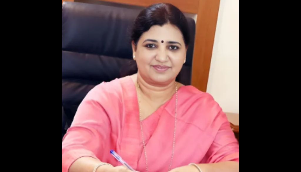 Minister Madhuri Misal