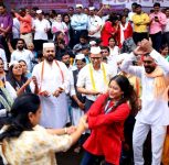 Pune: Sant Tukaram Maharaj Palkhi Enters Pimpri-Chinchwad as Lord Vitthala Chants Fill Twin Cities
