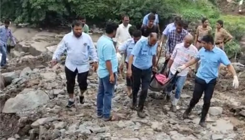 Woman Swept Away in Overflowing Drain Near Navale Bridge Despite Rescue Attempt by Bystanders