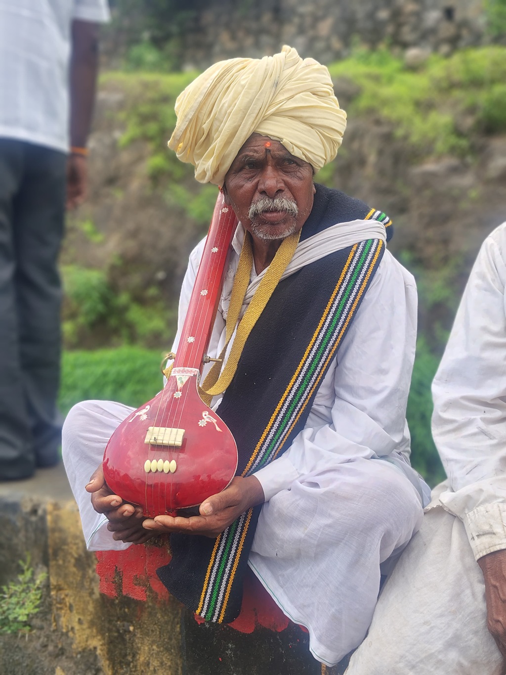 old man warkari in Pune