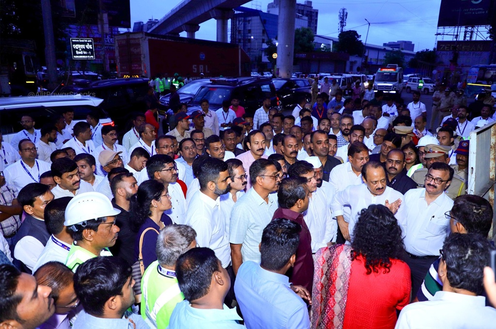 Ajit Pawar in Hinjawadi IT Park