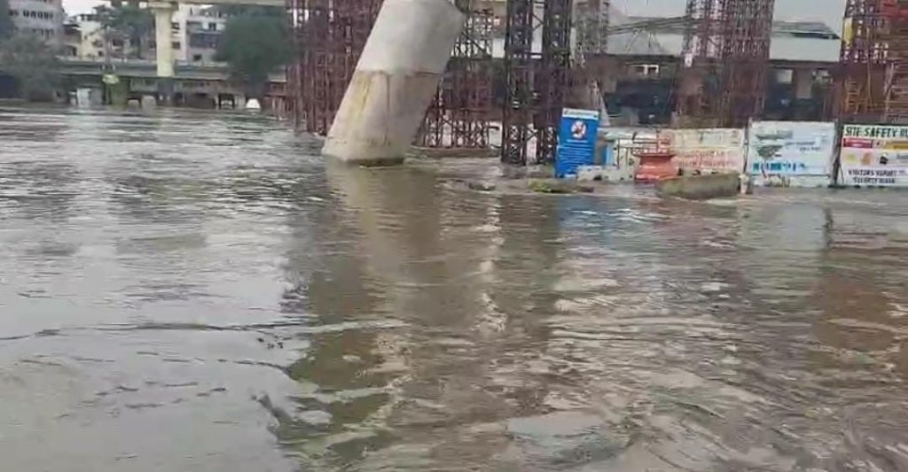 Bhide Bridge in Pune Submerged Following Heavy Rain and Dam Water Discharge