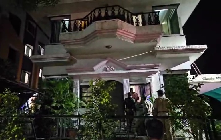 Bungalow in Nigdi where robbry took place
