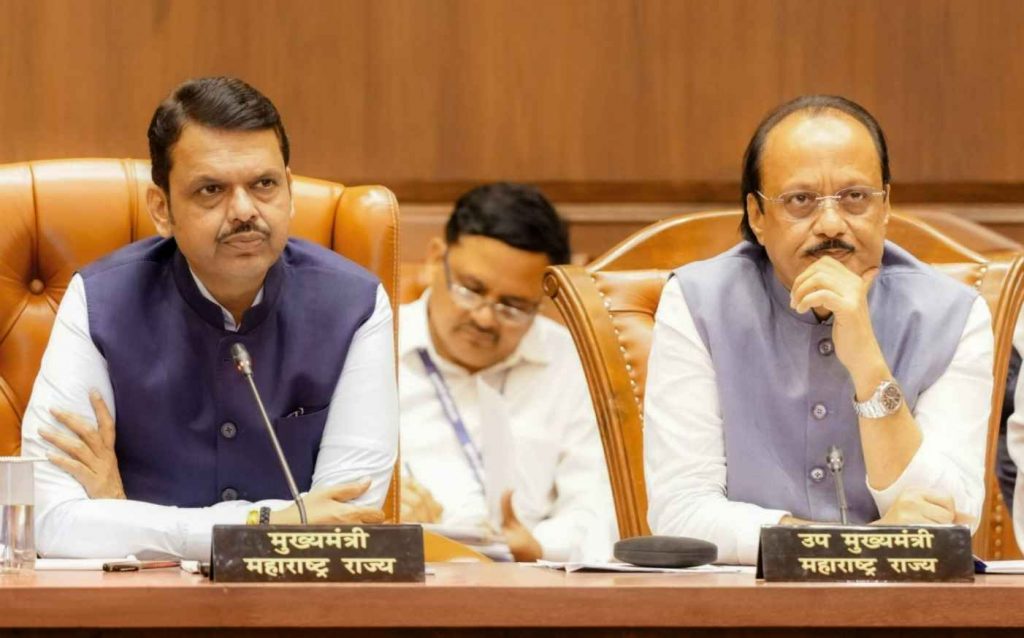 CM Fadnavis Directs Pune Collector to Fast-Track Land Acquisition for Purandar Airport