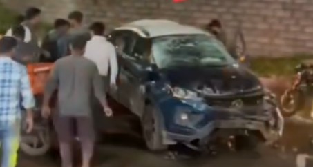 Car Plunges Off Bavdhan Bridge on Pune-Bangalore Highway