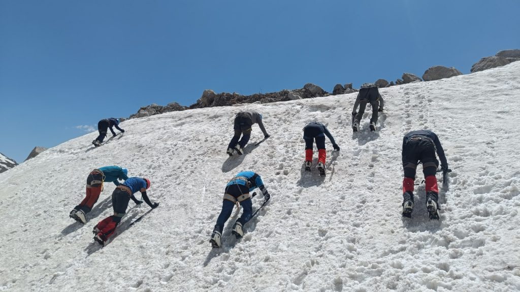 Diploma in Mountaineering