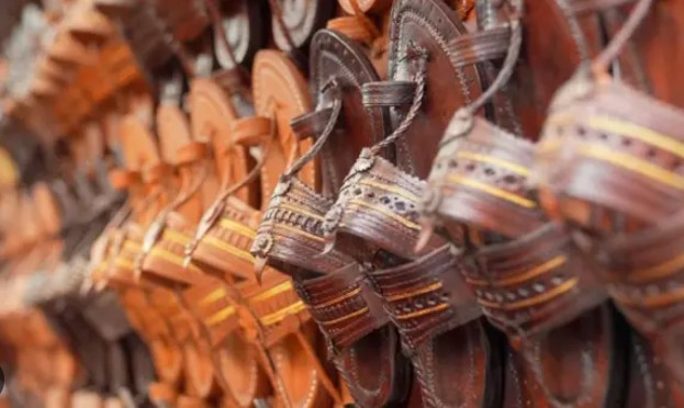 Kolhapuri Chappals