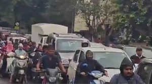 Sinhagad Road Traffic