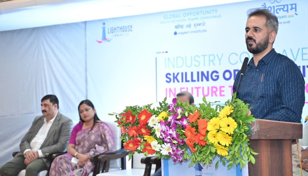 Skilling Youth in Future Technologies