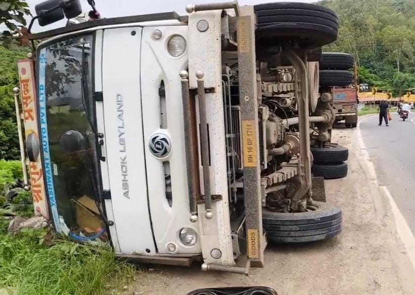 Tempo Driver Killed in Accident on Old Mumbai-Pune Highway near Lonavala