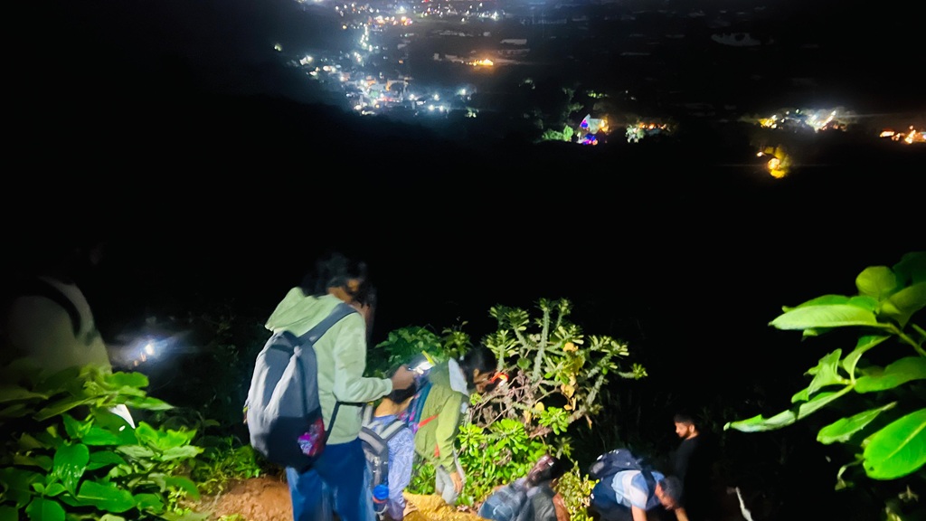 Visapur fort tourist lost