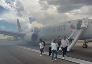 denver airport aircraft fire