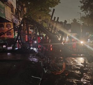 electric pole collapse in Chavan nagar dhankawadi