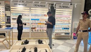 Copying Lenskart’s Branding