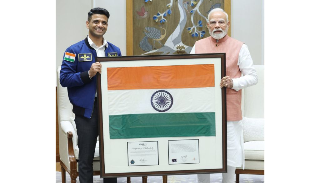 PM Modi Meets Astronaut Shubhanshu Shukla After Historic Space Mission