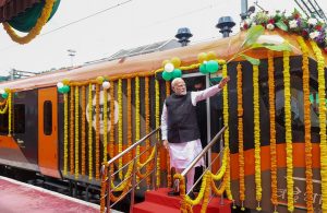 PM Modi on Vande Bharat