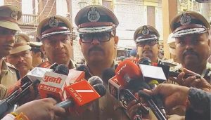 Police Commissioner Inspects Mandals Ahead of Festivities